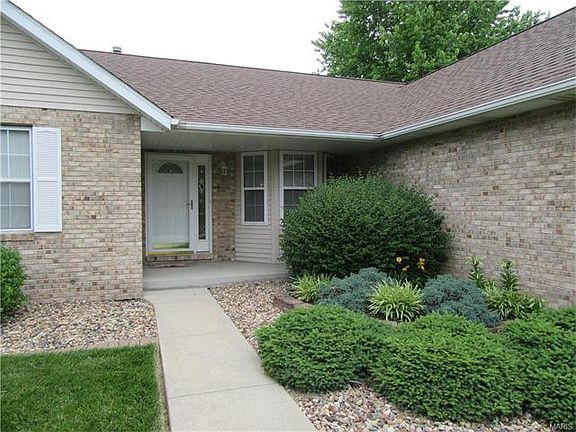 2nd image of 941 Millikin Dr