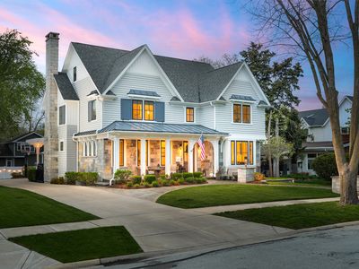 33 N Fremont St, Naperville, IL, 60540