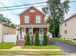 6 William St, Manville, NJ 08835