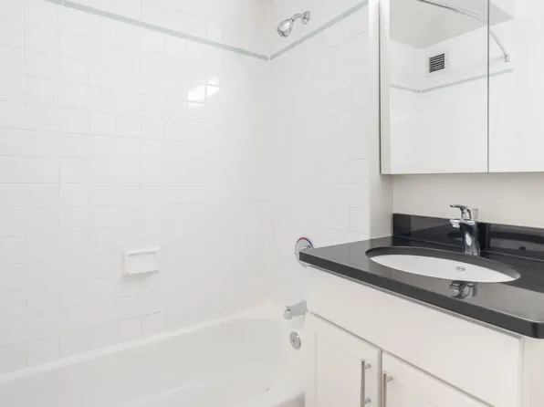 77 Park Avenue image 34 of 55