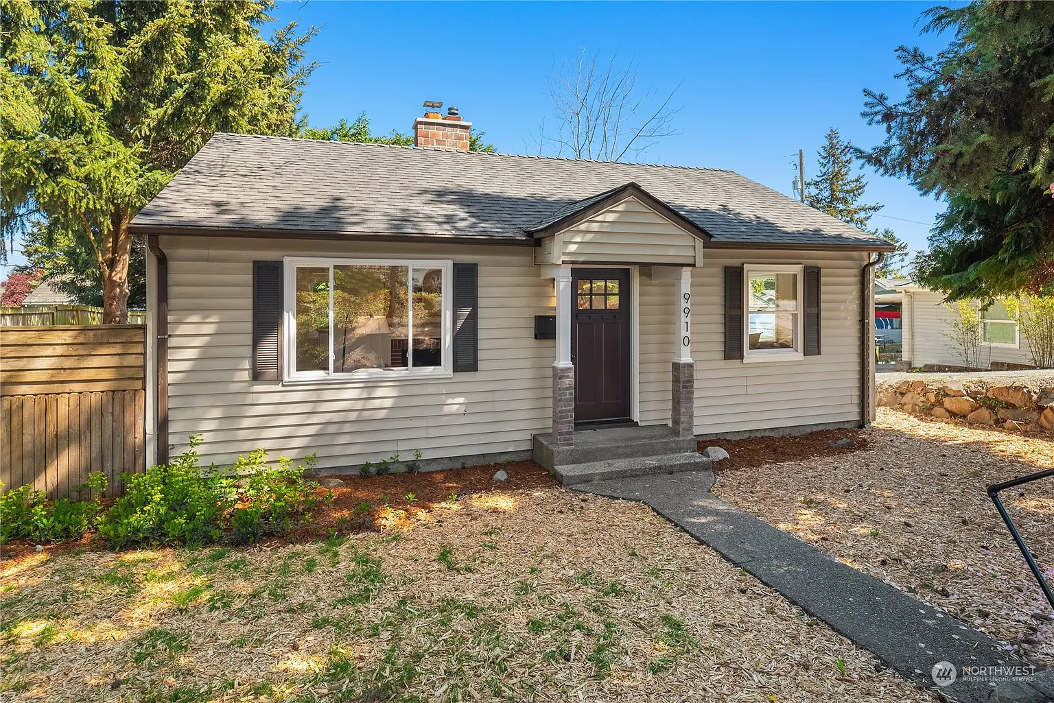 9910 35th Avenue SW photo 1