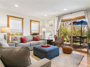 120 Elizabeth St #1A, Saugatuck, MI 49453