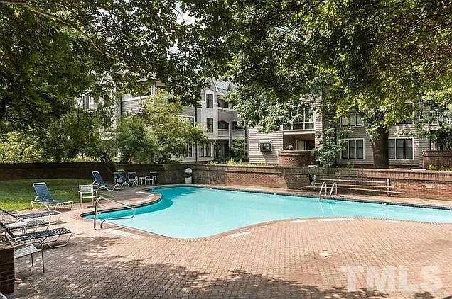720 Bishops Park Dr #307 — Photo 20