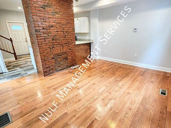 3rd image of 3434 Bethoven St