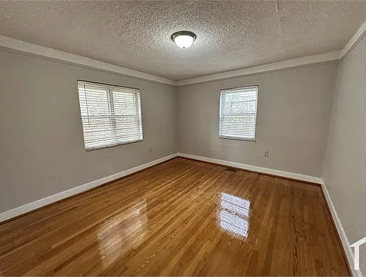 637 Blanton Ln — Photo 9