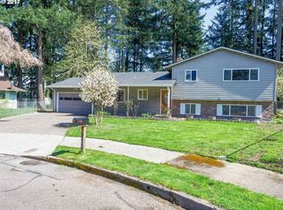 910 SE 205th Dr, Gresham, OR 97030