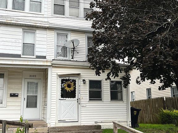 2nd image of 3104 Boas St