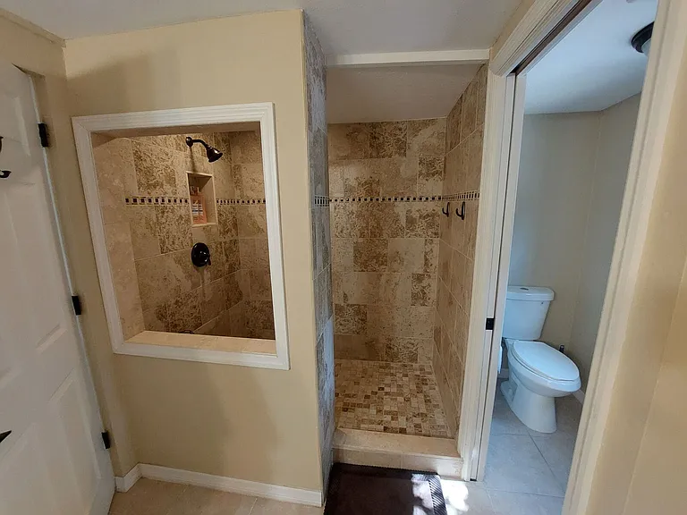 1541 Crest Dr — Photo 11