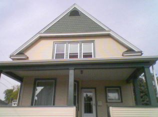 971 W 5th St, Dubuque, IA 52001