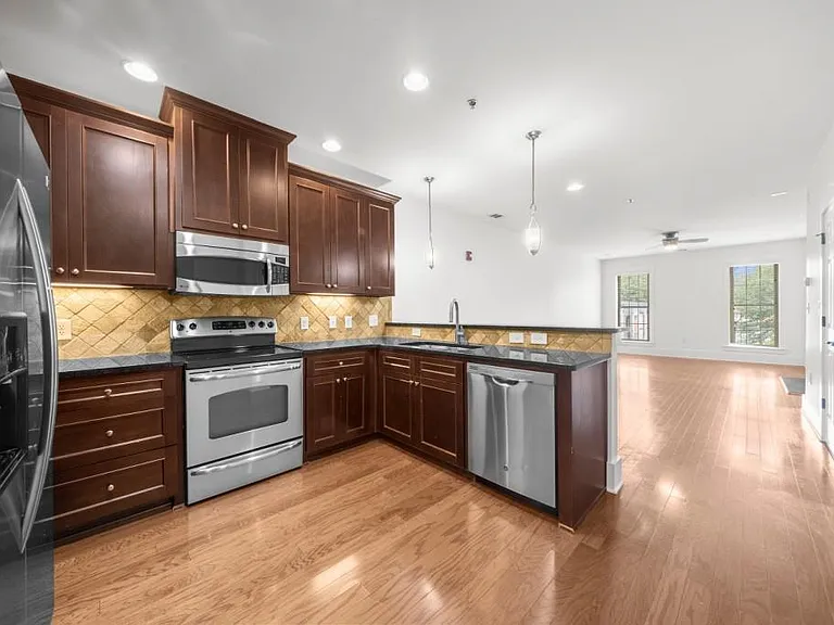 2360 Logan Cir #101 — Photo 7
