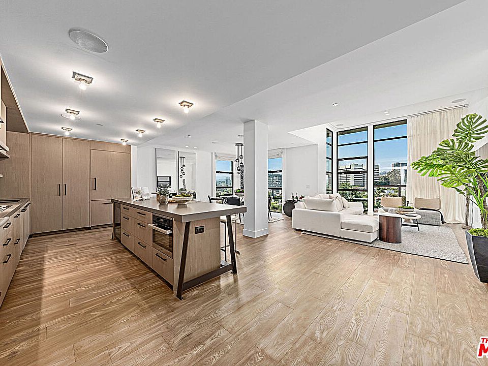 1st image of 10777 Wilshire Blvd #701