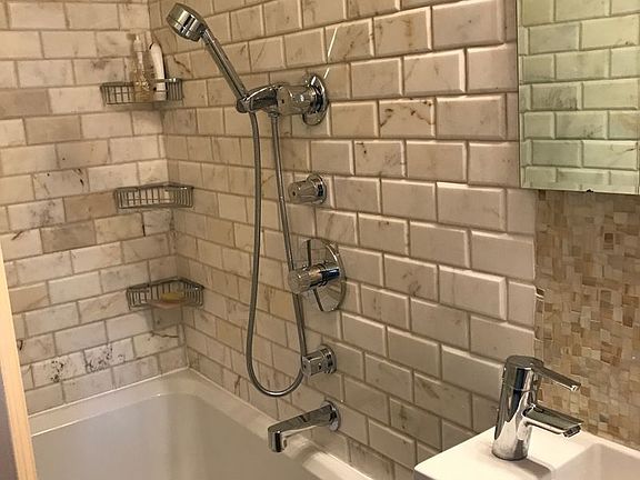4th image of 317 E 18th St APT 3B