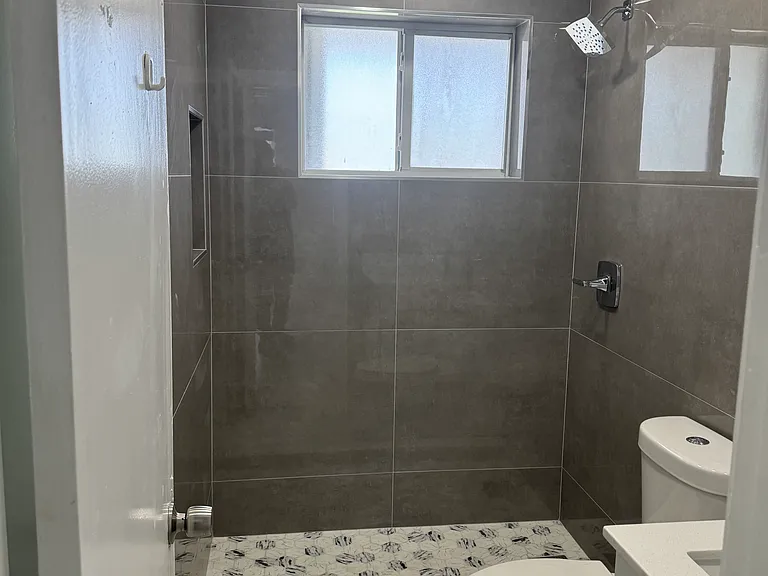 3190 NW 21st Ave #5 — Photo 8
