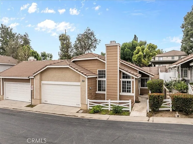 6642 Brighton Pl — Photo 2
