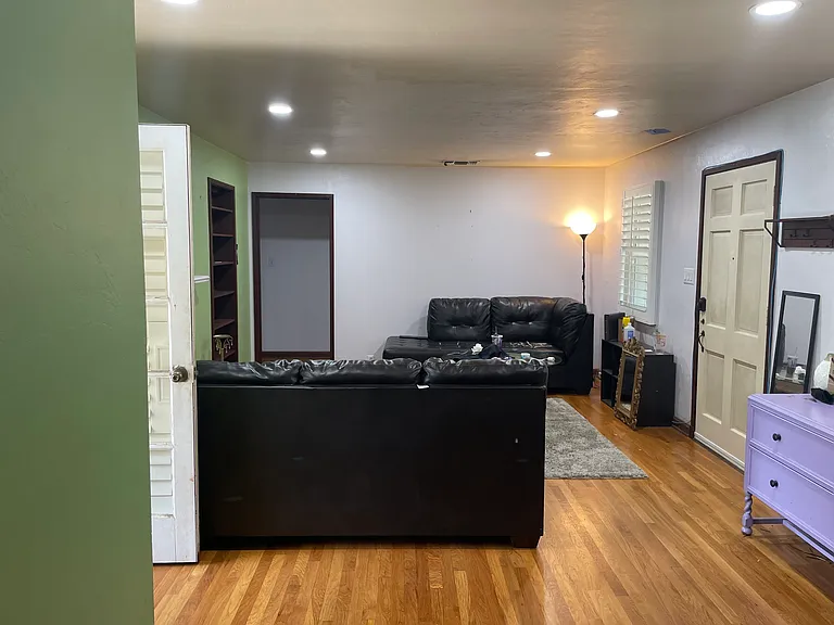 2306 Carlsbad Ave — Photo 8