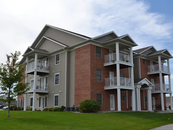 1327 Walton