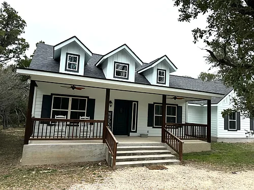 914 Bear Springs Trl Photo 1