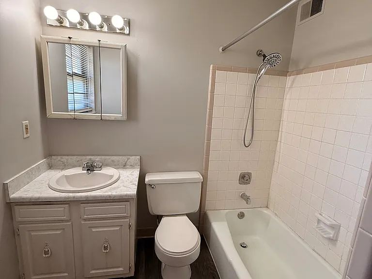 4818 S 3rd St #2 — Photo 6