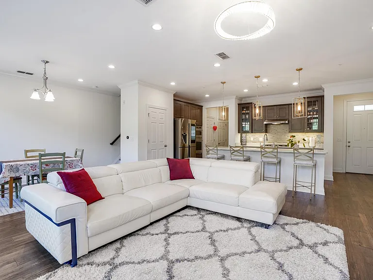 88 Aspen Dr — Photo 9