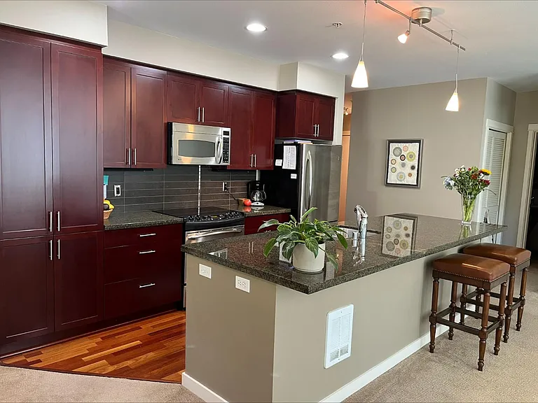 180 Harbor Square Loop NE #B116 — Photo 8