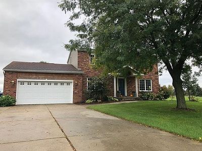 7437 Calkins Rd, Flint, MI, 48532