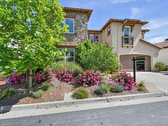 2nd image of 2821 Caledonia Way