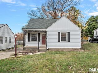 749 N Walnut St, Springfield, IL 62702