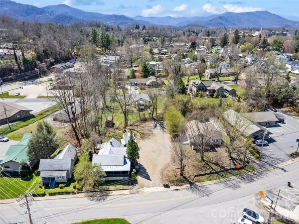 442 Walnut St #440, Waynesville, NC 28786
