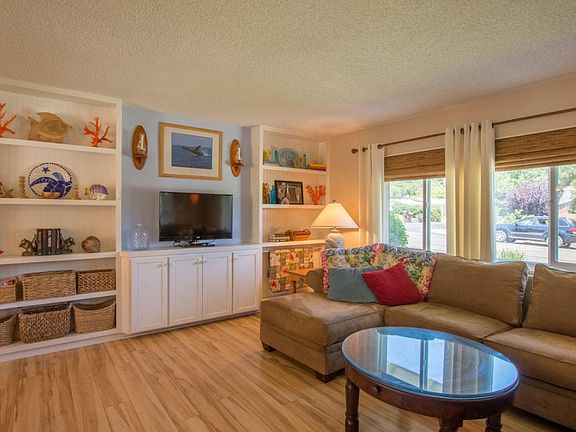 4th image of 863 Jenny Dr