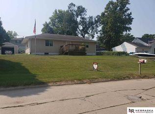 5805 N St, Omaha, NE 68117