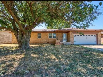838 Mimosa Dr, Watonga, OK, 73772