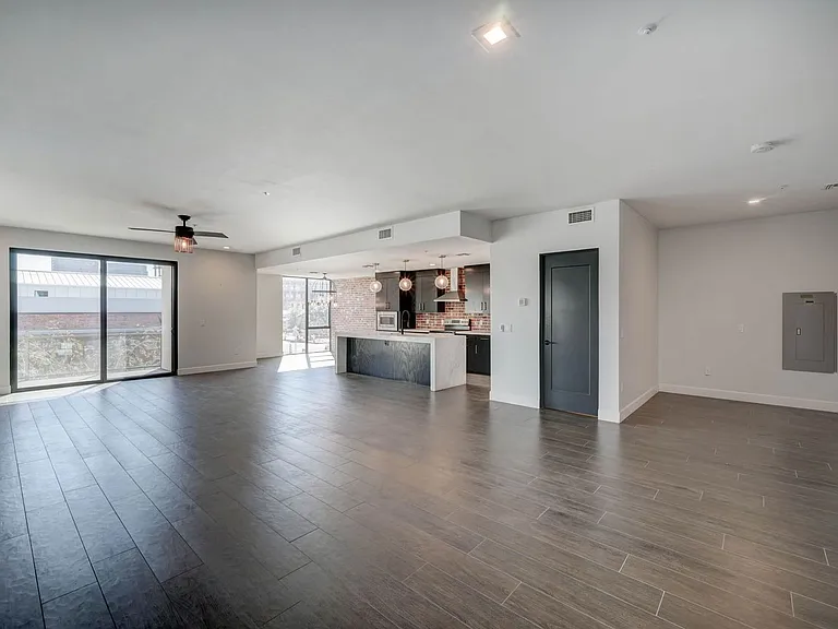 504 E Roosevelt St #1103 — Photo 6