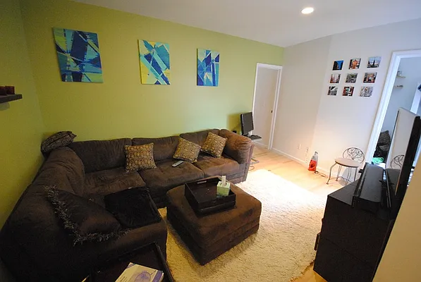 Rented by Bold New York | media 29