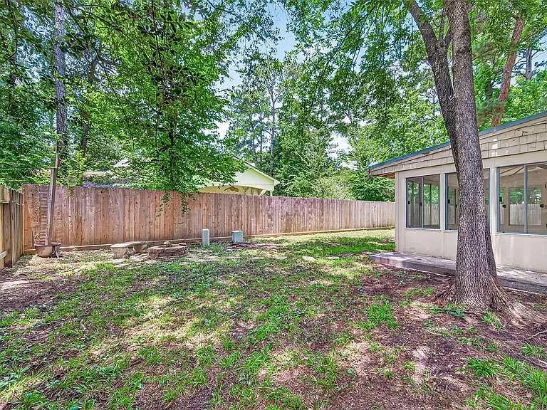 42 Rockridge Dr — Photo 36