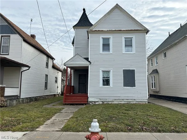 3135 W 88th St, Cleveland, OH 44102