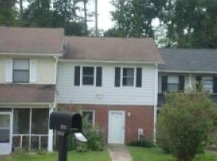 5732 Old Gordon Rd, Mableton, GA 30126
