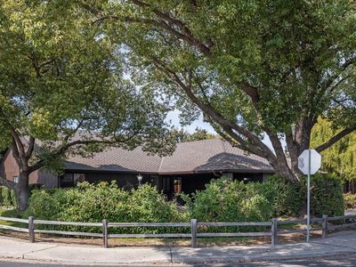 925 Souza Blvd, Manteca, CA, 95336