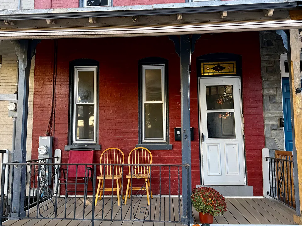 421 N Pine St #1