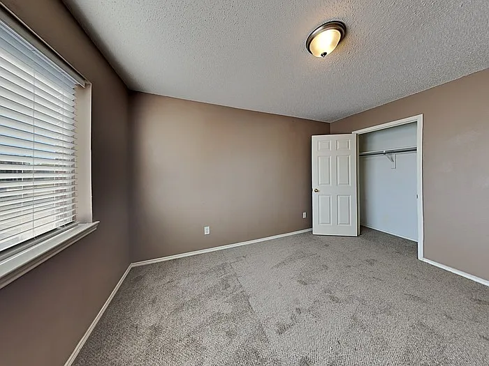 110 Meadow Ct — Photo 14