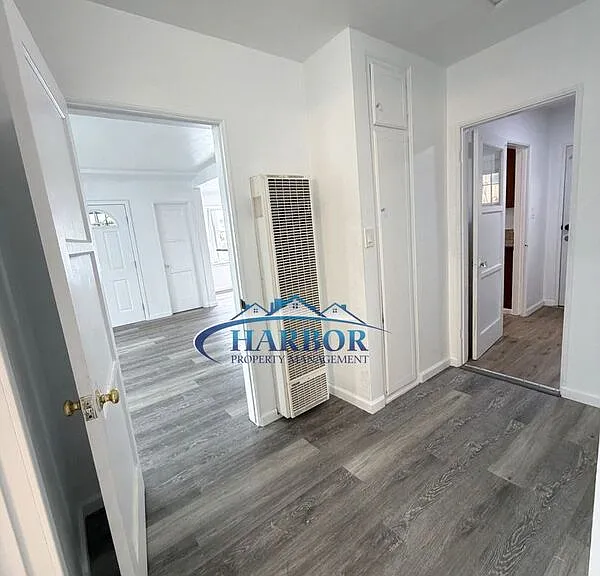 239 E 90th St — Photo 13