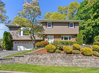 20 Cornell Drive, Hartsdale, NY 10530