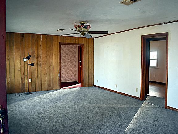 3rd image of 1214 S Beard Ave