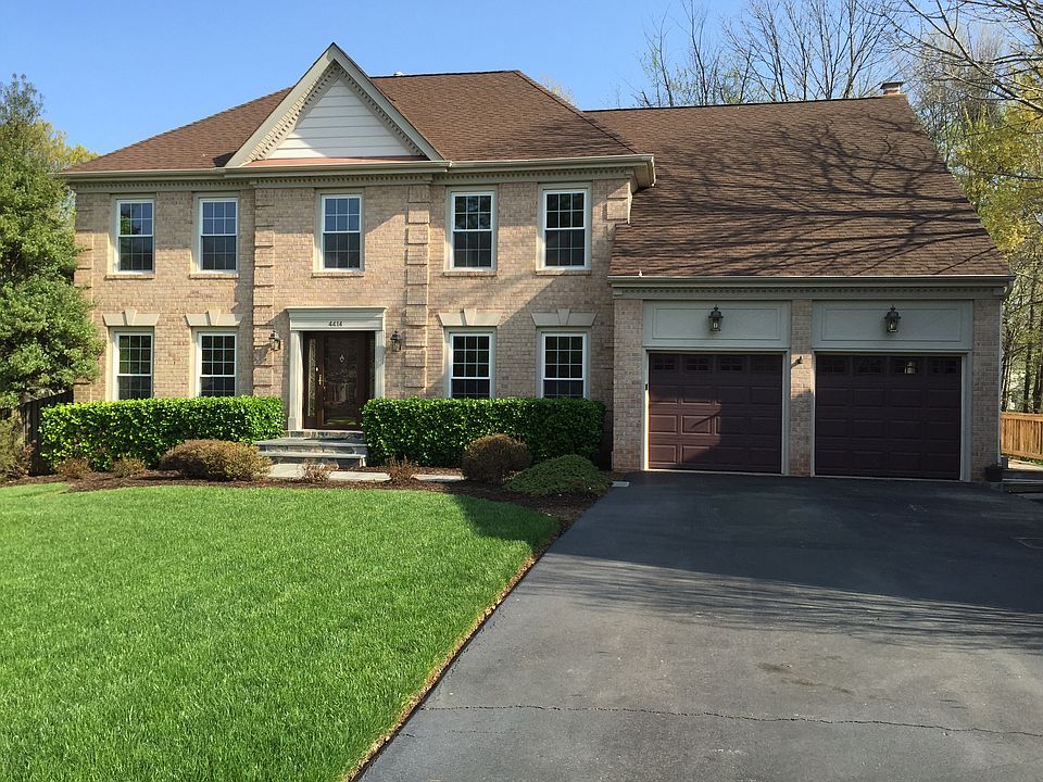 Fabulous Colonial