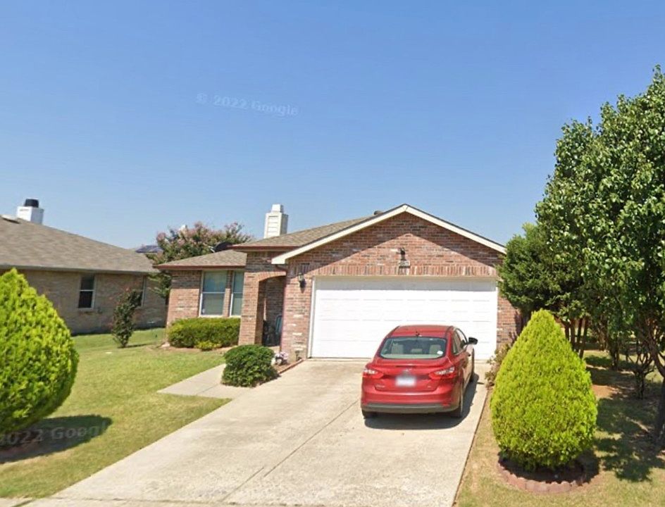 1st image of 2609 Annalea Ln