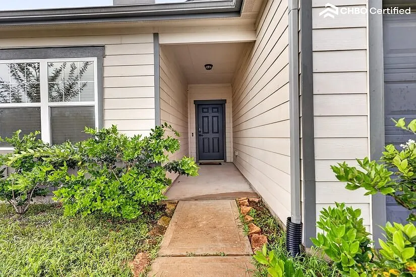 Furnished home rental — Photo 4