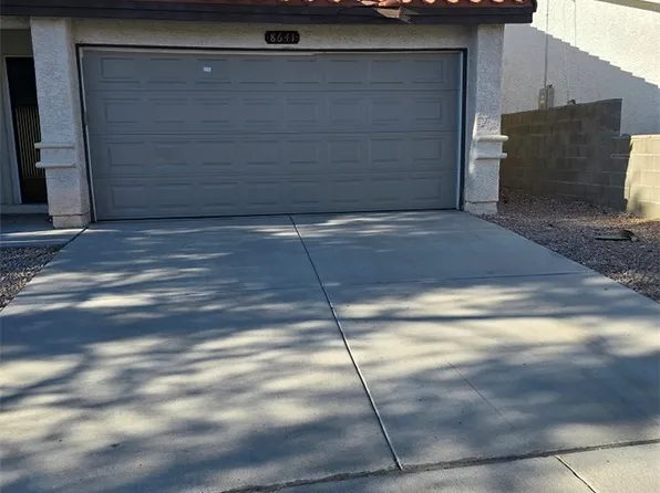 8641 Toscana Ln, Las Vegas, NV 89117