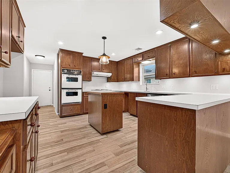 2103 Winged Foot Dr — Photo 29