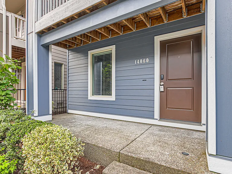 14060 SW Compass Dr — Photo 4