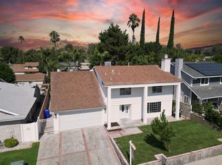 28191 Alaminos Dr, Santa Clarita, CA 91350