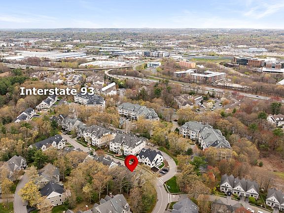 5th image of 127 Johnson Woods Dr